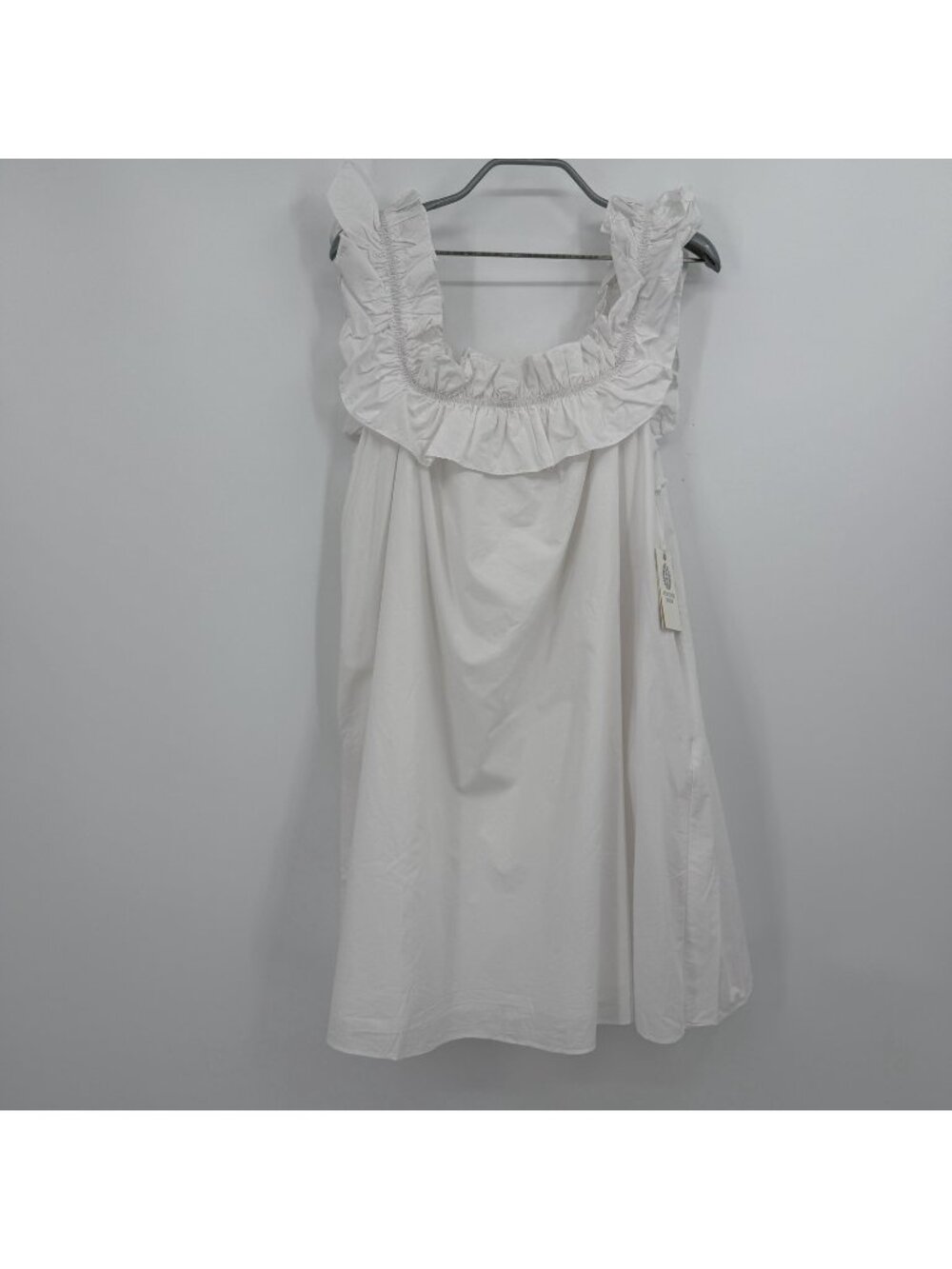 Hyacinth House by Tuckernuck White Maria Mini Dress size S Small Ruffle Neckline